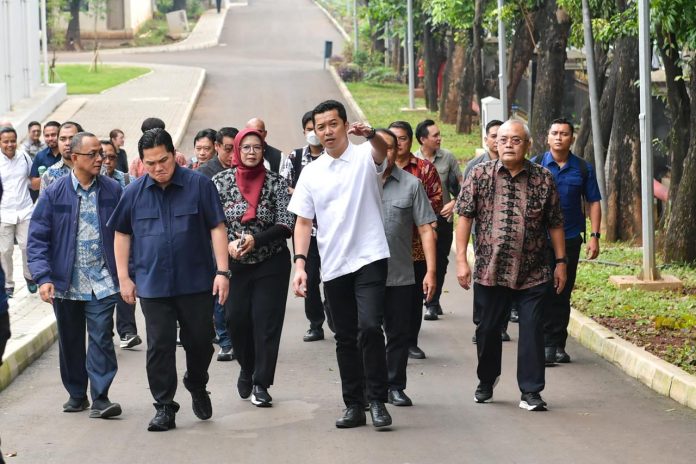 5514berikan-motivasi-ke-atlet-menpora-erick-thohir-tinjau-cibubur-youth-elite-sport-center-cyesc